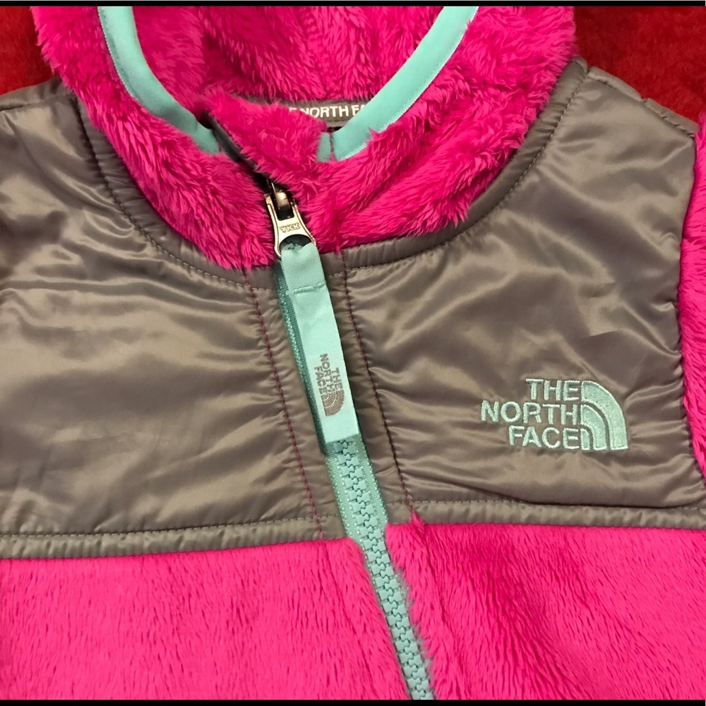 Oso Fleece One Piece
THE NORTH FACE